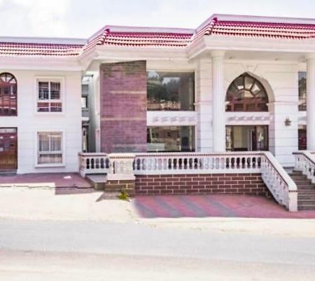 The Majestic Crown Hotel Ooty Exterior photo